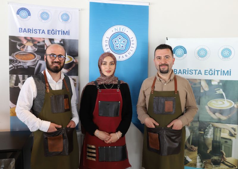 MasterChef Yarışmacısı Beyza Huri Aydın, NEÜ Eğitim Veriyor